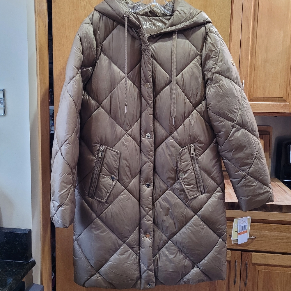 MICHAEL Michael Kors Women's Tan/Goldish Quilted Puffer Jacket Size Small NWT